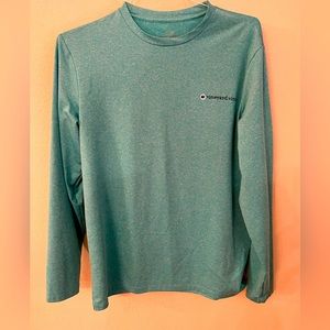 Vineyard vines performance shirt